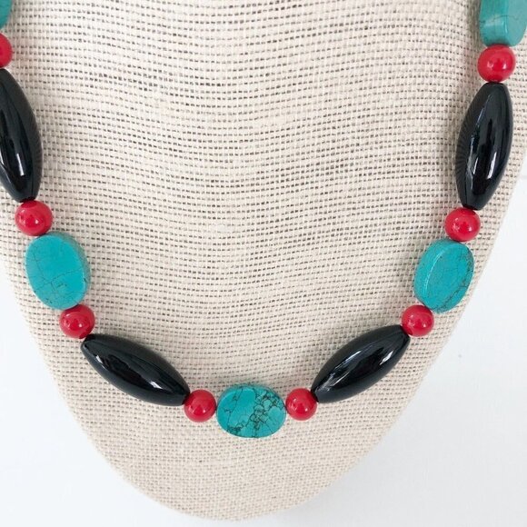 NWT Genuine Red Turquoise, Turquoise, Black Onyx Beaded Necklace Blue Black Red - Picture 2 of 5